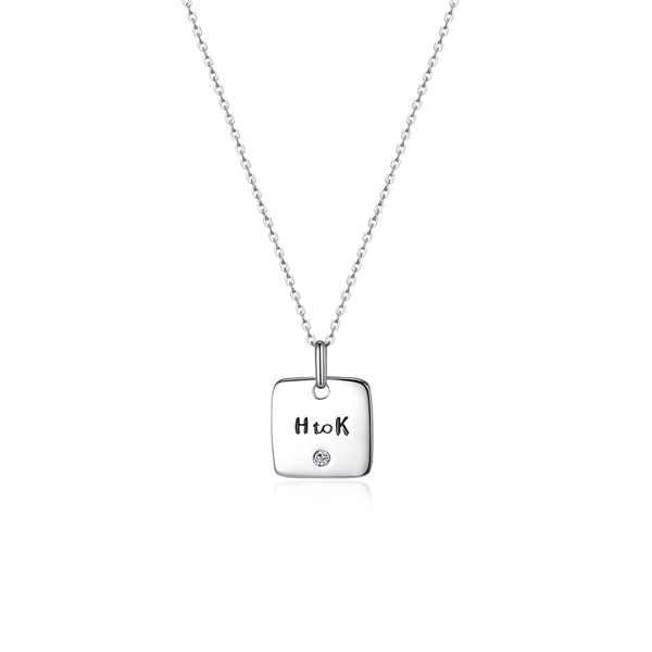 Picture of Fashion White Pendant Necklace of Original Design