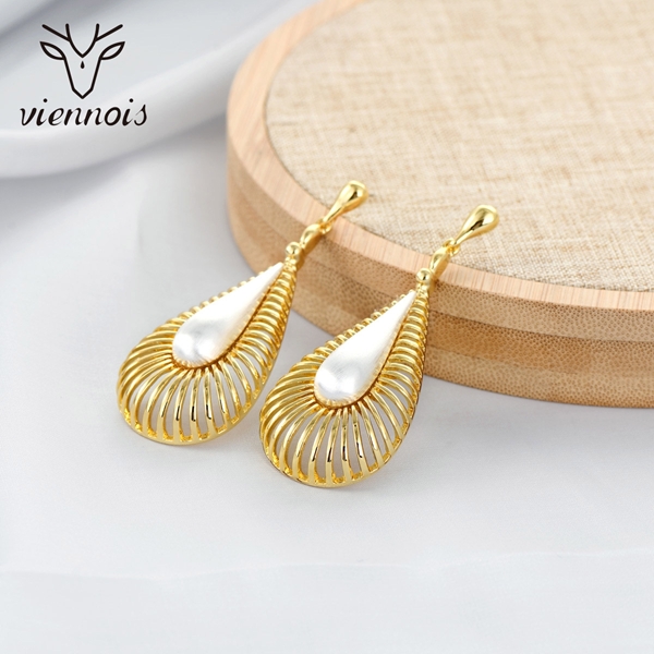 Picture of Dubai Big Dangle Earrings with Speedy Delivery