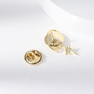 Picture of Wholesale Gold Plated White Brooche with Unbeatable Quality