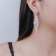 Picture of Hypoallergenic Platinum Plated White Dangle Earrings with Easy Return