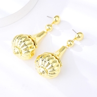 Picture of Low Price Zinc Alloy Dubai Dangle Earrings from Reliable Manufacturer