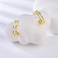 Picture of Zinc Alloy Small Stud Earrings from Certified Factory