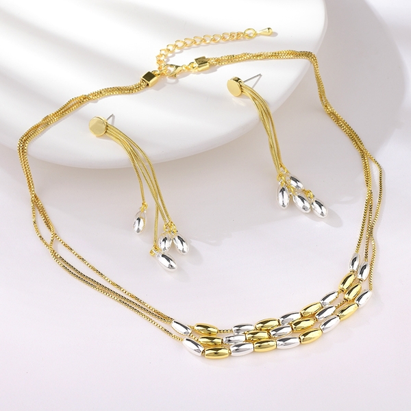 Picture of Delicate Medium Gold Plated 2 Piece Jewelry Set