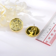 Picture of Brand New Gold Plated Zinc Alloy Stud Earrings with Full Guarantee