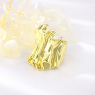 Picture of Inexpensive Zinc Alloy Gold Plated Fashion Ring from Reliable Manufacturer