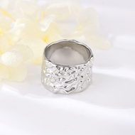 Picture of Distinctive Platinum Plated Zinc Alloy Fashion Ring of Original Design