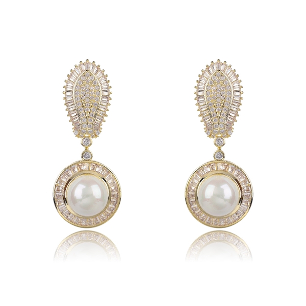 Picture of Stylish Big White Dangle Earrings