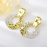 Picture of Hypoallergenic Gold Plated Zinc Alloy Dangle Earrings with Easy Return