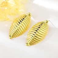 Picture of Dubai Gold Plated Dangle Earrings with Fast Shipping