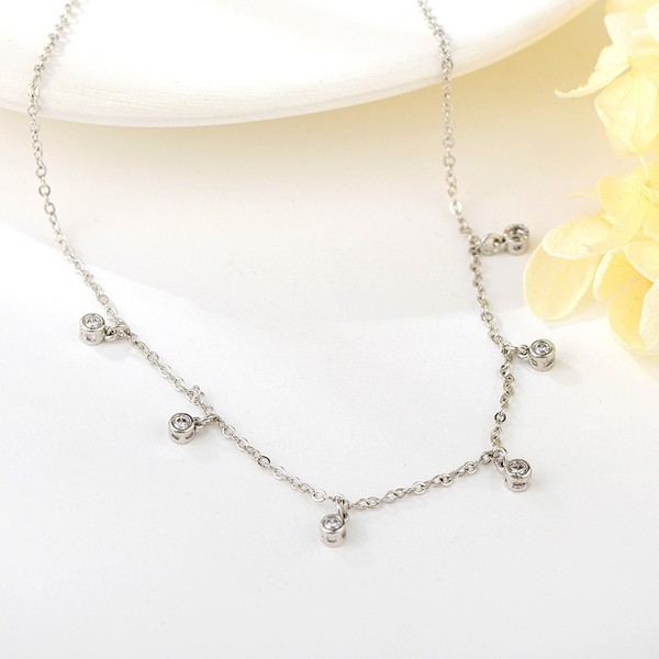 Picture of Trendy Platinum Plated Delicate Pendant Necklace with No-Risk Refund