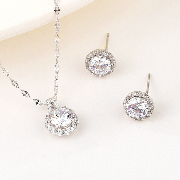 Picture of Purchase Platinum Plated Cubic Zirconia 2 Piece Jewelry Set Exclusive Online