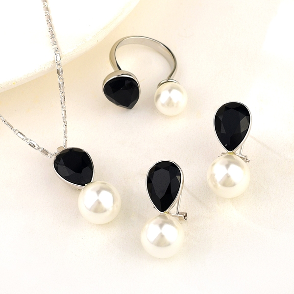 Picture of New Swarovski Element Fashion 3 Piece Jewelry Set